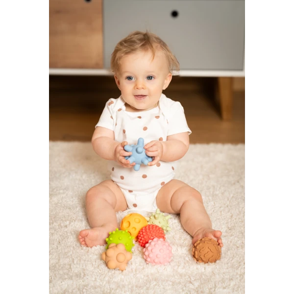 TULLO PIŁKI SENSORYCZNE PASTELOWE BEZ DZIURKI 8 SZT. 