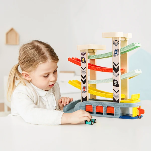 TOPBRIGHT TOR SAMOCHODOWY ZJEŻDŻALNIA Z SUPERSZYBKIMI AUTAMI 18M+